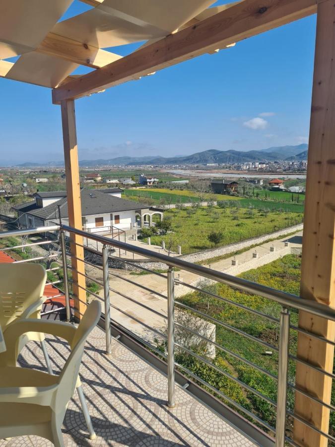 Guest House Ilir Berat Bagian luar foto